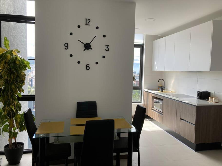 Confort Suite La Carolina Кито Экстерьер фото