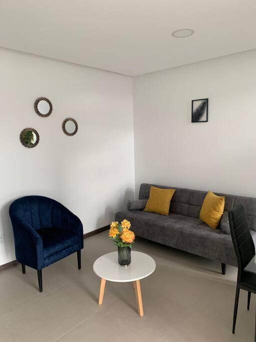 Confort Suite La Carolina Кито Экстерьер фото