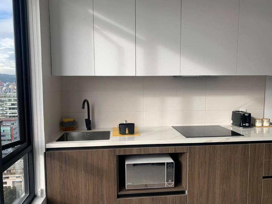 Confort Suite La Carolina Кито Экстерьер фото