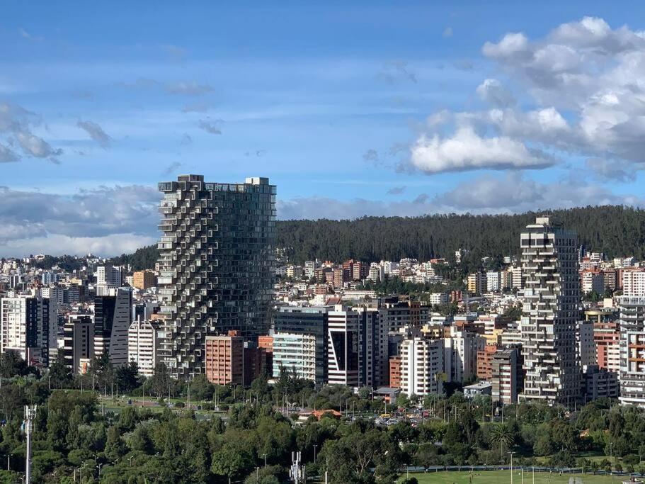 Confort Suite La Carolina Кито Экстерьер фото
